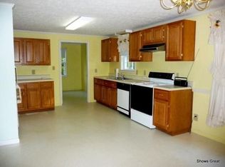 2293 Poteet Rd, Hardy, VA 24101