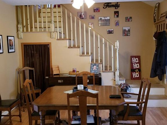 4th image of 55821 Brink Ave