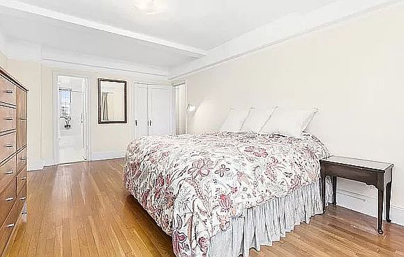 4th image of 310 W 97th St APT 2