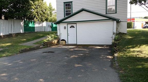 3rd image of 1151 Vestal Ave