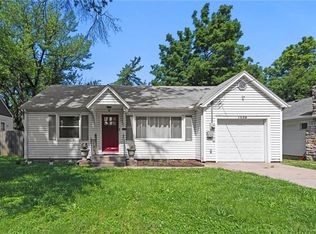 1304 6th Ave, Leavenworth, KS 66048