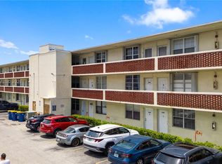 No Bay White House No 2 C, North Bay Village, FL 33141