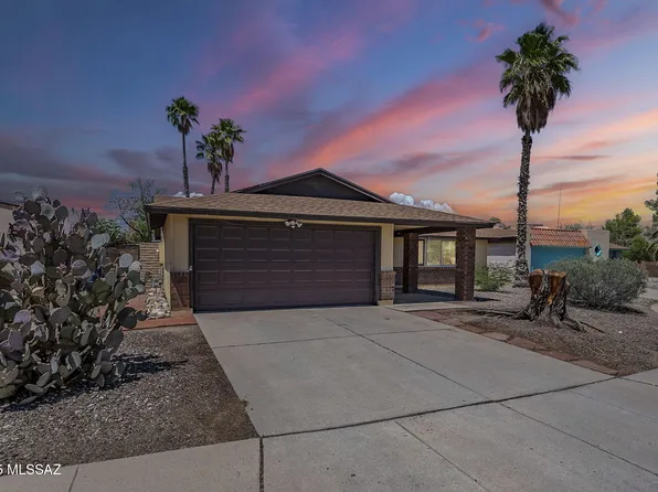 10043 E Hawthorne St, Tucson, AZ 85748