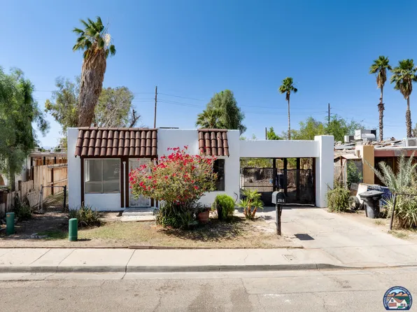 204 Lopez Ct, Calexico, CA 92231