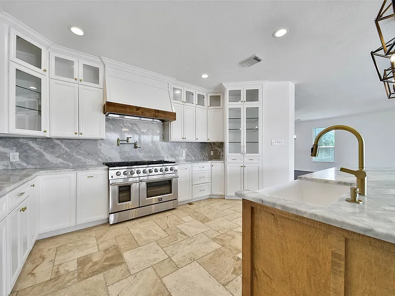 3143 S Royce Cir — Photo 7