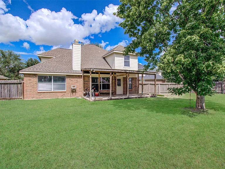 15103 Petal Rose Ct — Photo 29
