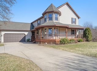 12880 76th Ave, Allendale, MI 49401