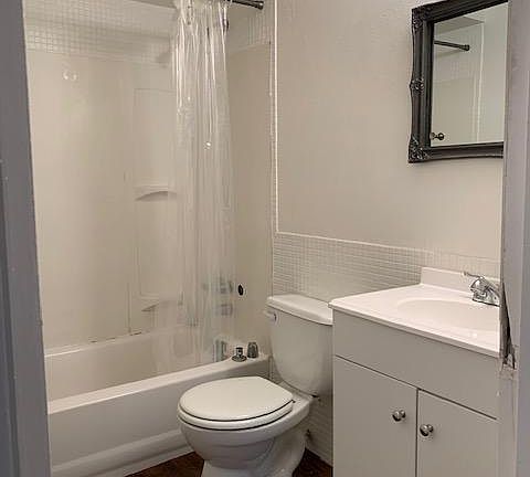 5th image of 10265 Reavis Gardens Dr
