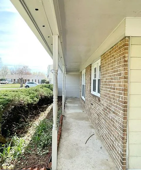 6918 Lodestone Ct — Photo 3