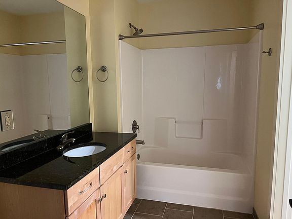 4th image of 190 Broadway St APT 308