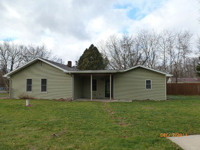 1st image of 410 Marie Ave