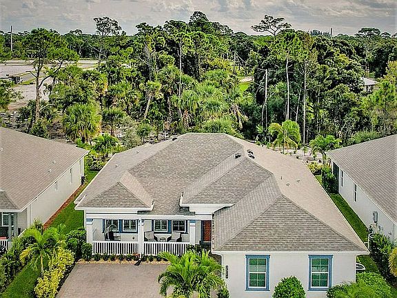 4th image of 3520 Diamond Leaf Dr