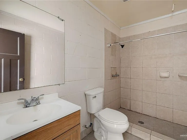 301 E Elida St — Photo 8