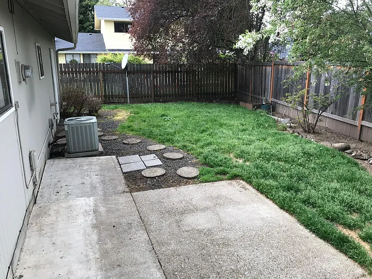 1595 Amberland Ave — Photo 5