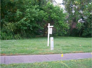 2632 Azalea Point Rd, Norfolk, VA 23518