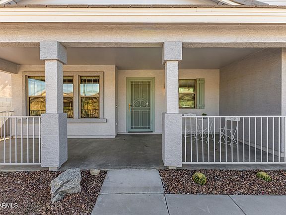 4th image of 17845 W HEARN Road