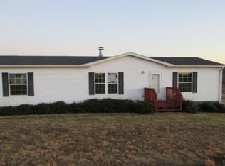 80 Chestnut Acorn Rd, Martinsville, VA 24112