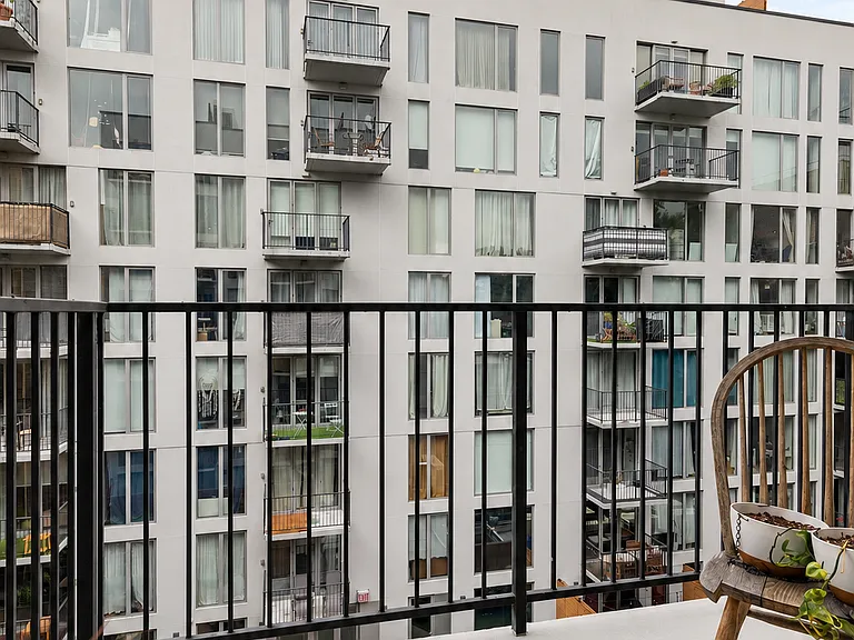 567 Ocean Ave #B501 — Photo 10