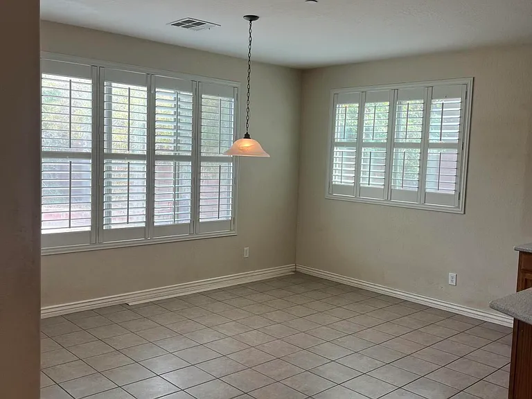 13518 W Verde Ln — Photo 5