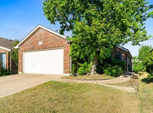 6241 Adonia Dr, Fort Worth, TX 76131