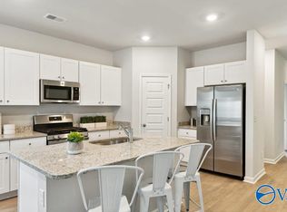 111 Wolfe Ln, Huntsville, AL 35811