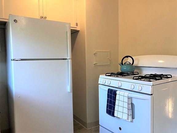 3rd image of 96 S 10th St #4