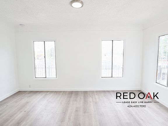5th image of 10712 S Broadway #10712