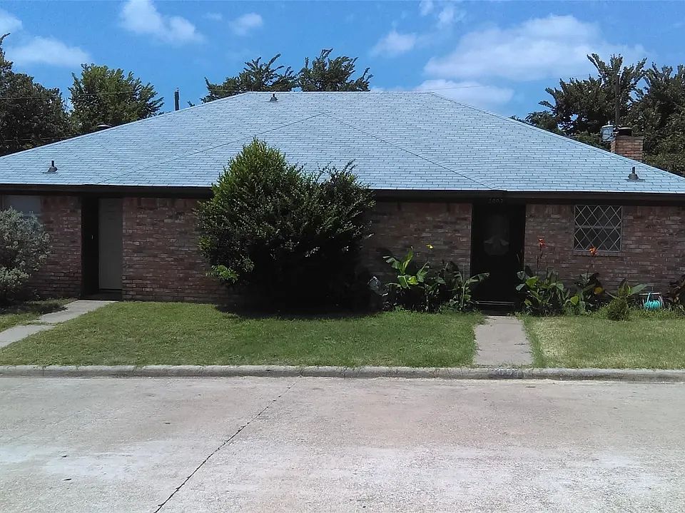 1st image of 2009 Minnie Dr