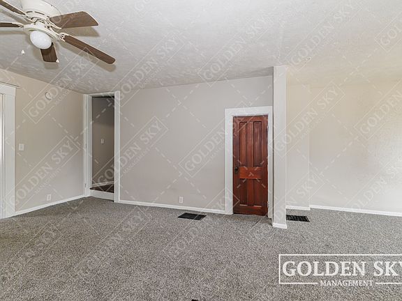 3rd image of 204 E 6th St