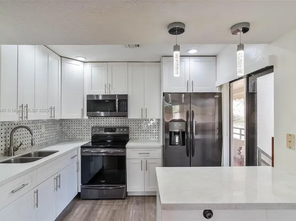 20150 NE 3rd Ct APT 6, Miami, FL 33179
