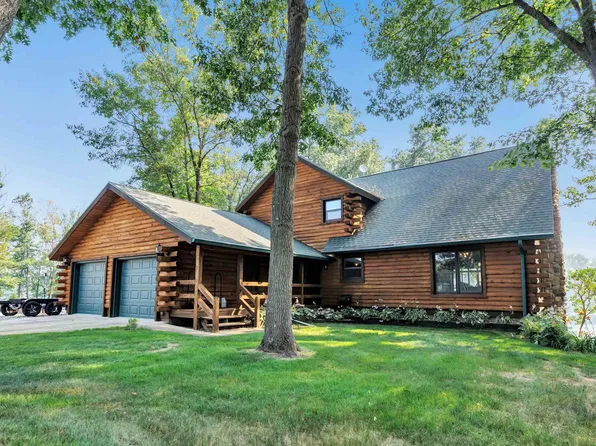 N1575 Silver Canoe Rd, Keshena, WI 54135