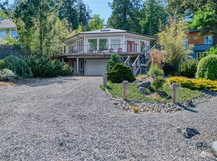 219 Elizabeth Dr, Pt Roberts, WA 98281