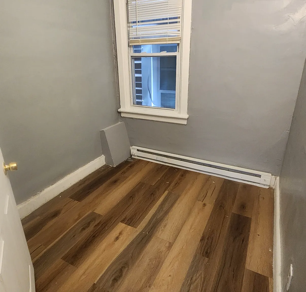 3 bed, $1,500 — Photo 2