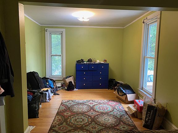 4th image of 3016 Colfax Ave S