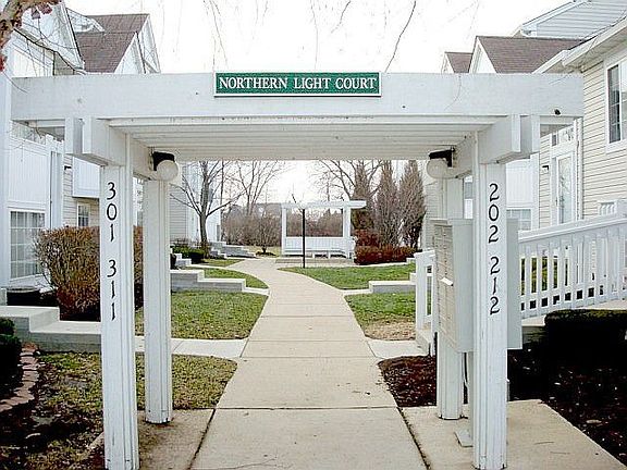 Northern Light Court