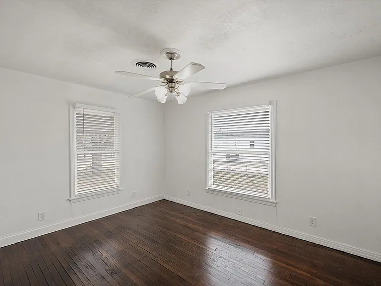 7420 Retta Mansfield Rd — Photo 8