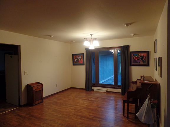 4th image of 4797 Hospital Dr