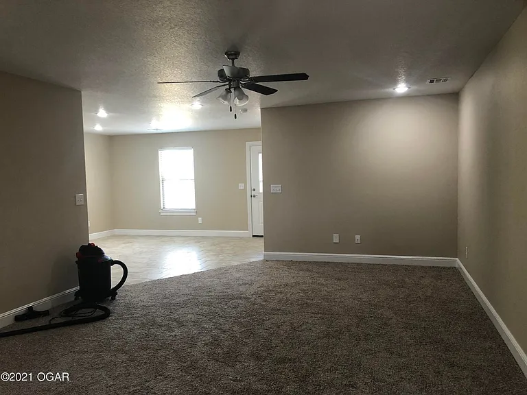 2511 Murphy Ave — Photo 13