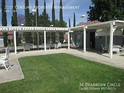 36 Dearborn Cir — Photo 23