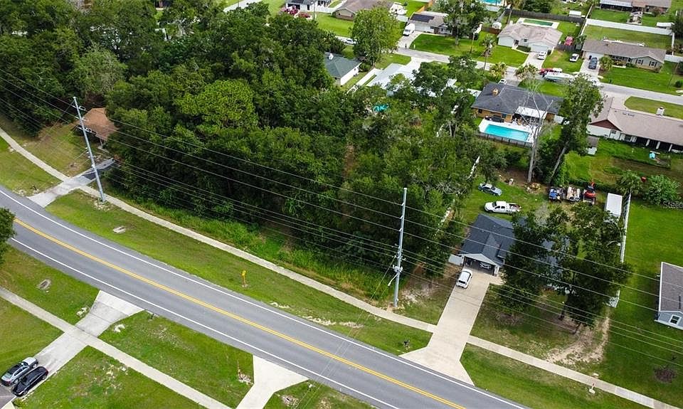 2nd image of 000 SE 28TH STREET LOT 4