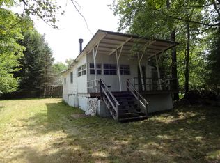 4 Ridge St, Gouldsboro, PA 18424