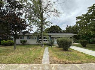 6 Colonial Ave, Cape May Court House, NJ 08210