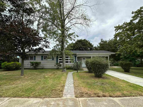 6 Colonial Ave, Cape May Court House, NJ 08210