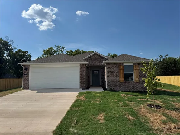 513 Arizona St, Fayetteville, AR 72730