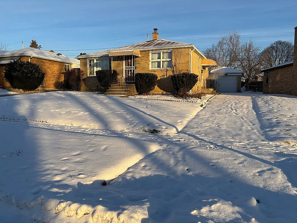 28 Victoria Blvd photo 1