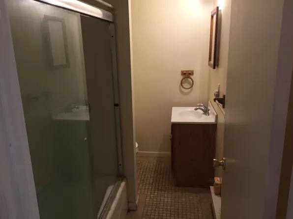 1325 3rd Ave APT 6, Schenectady, NY 12303