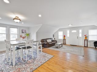 10 Old Turnpike Rd, Port Murray, NJ 07865