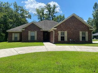 201 Center Ave, Sumrall, MS 39482