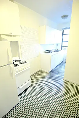 Rented by Hecht Group | media 16