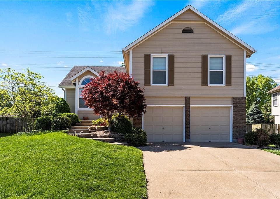1st image of 6211 W 158th Pl